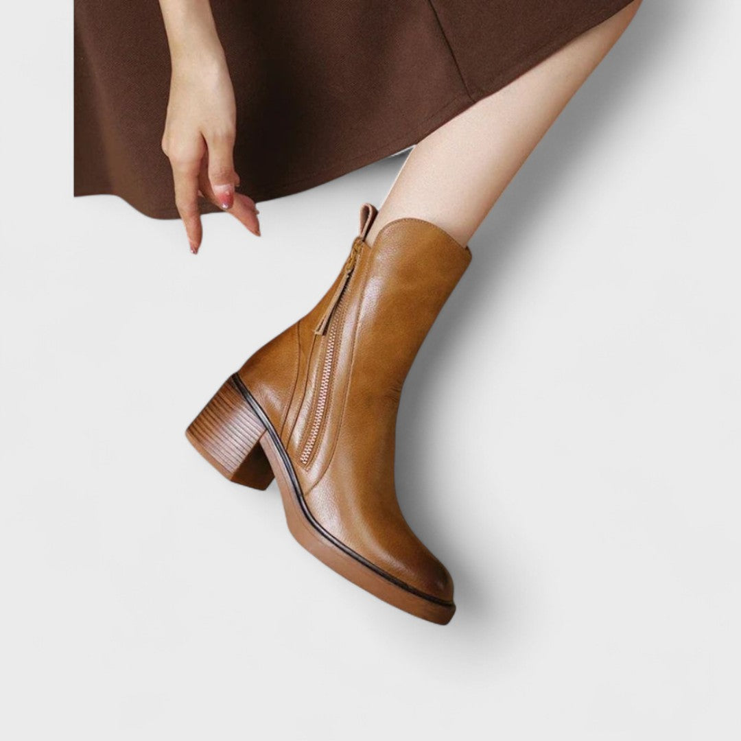 Kožené botky s kožíškem – elegantní a pohodlné