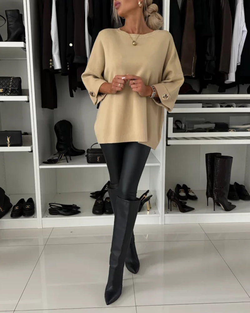 Moderní dámská halenka volného elegantního střihu