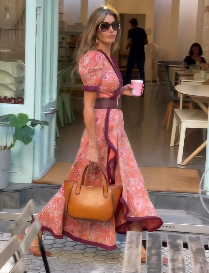 Elegantní růžové maxi šaty s krátkým rukávem