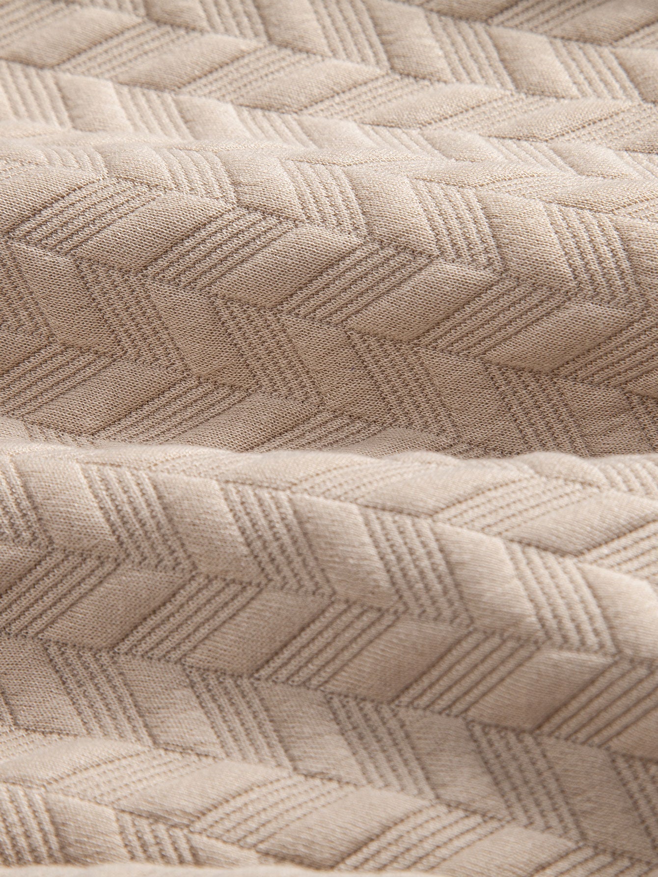 Set – geometrické jacquard polo a krátké kalhoty