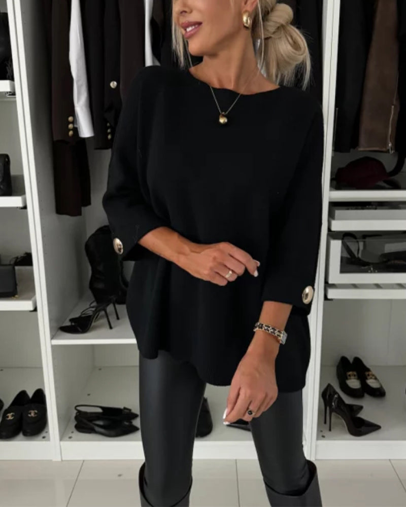 Moderní dámská halenka volného elegantního střihu