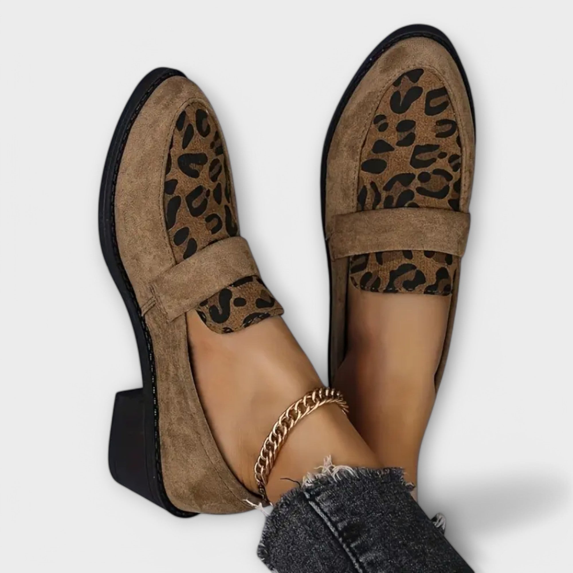Dámská obuv s leopardím vzorem – elegantní a pohodlná