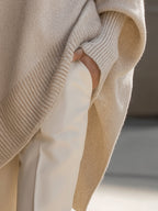 Dlouhý oversize pletený svetr z jemného materiálu
