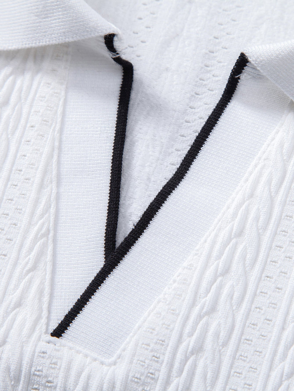 Set – elegantní geometrický jacquard polo a slim kalhoty