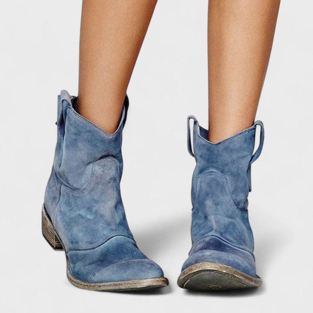 Dámské cowboy botky s širokým podpatkem – casual styl