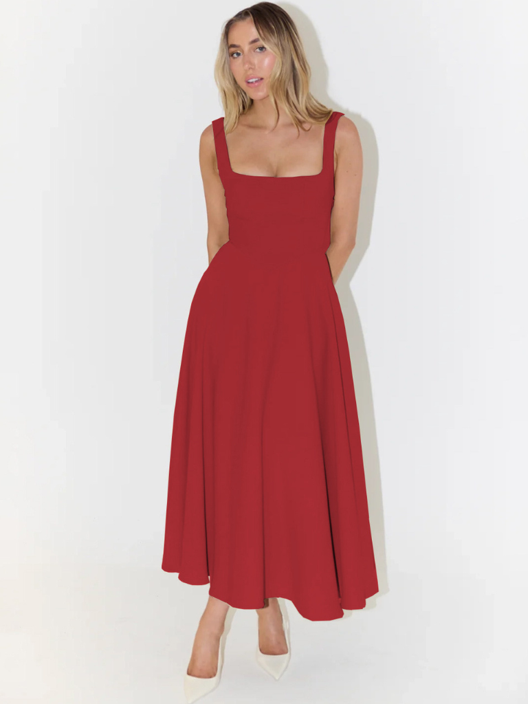 Elegantní midi šaty se čtvercovým výstřihem a splývavým střihem