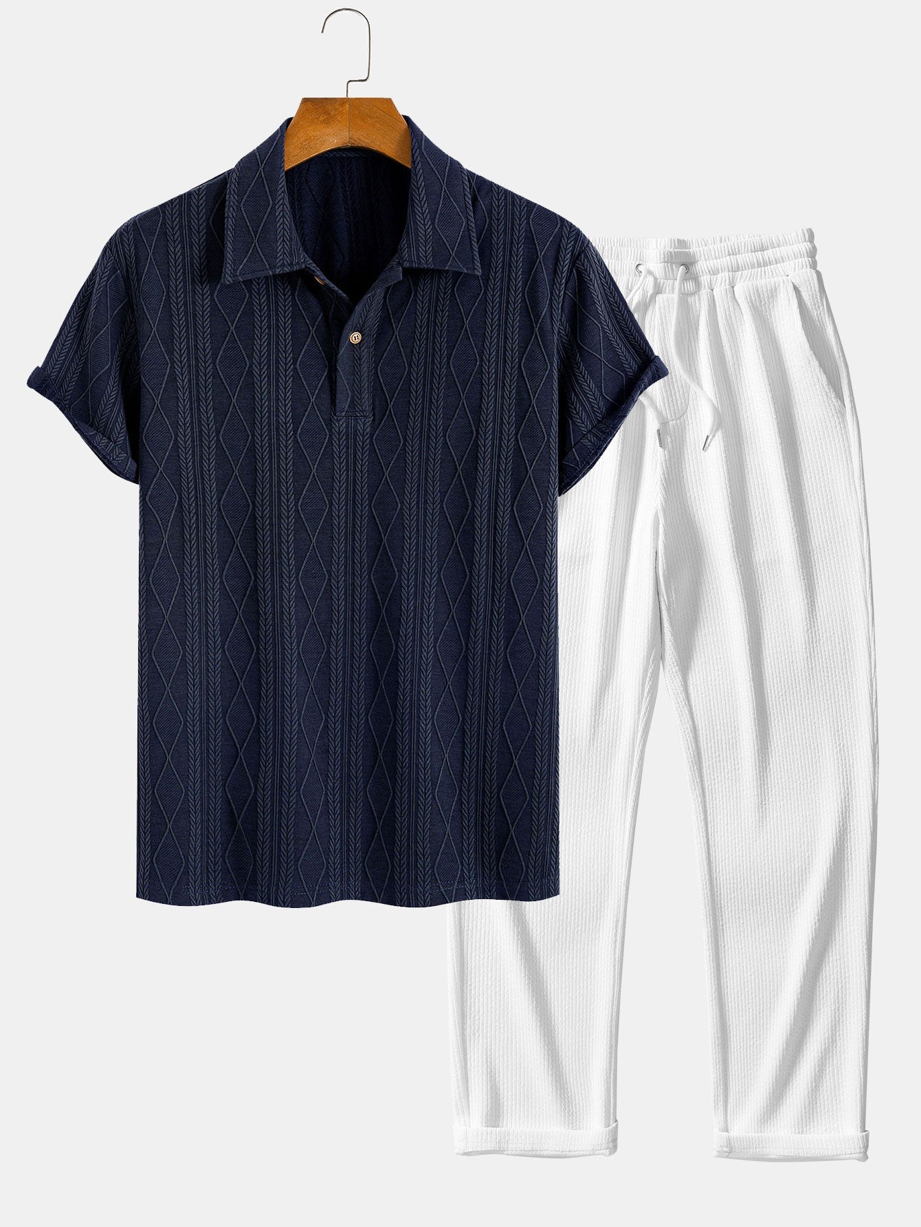 Set – geometrický jacquard polo a rovné kalhoty