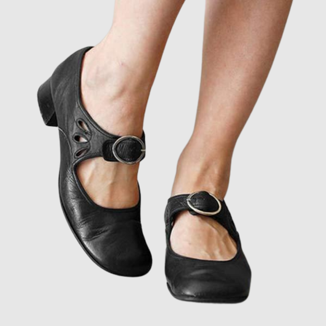 Daisy – Mary Jane z kůže