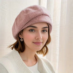 Elegantní dámský baret z jemné tkaniny