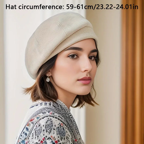 Elegantní dámský baret z jemné tkaniny