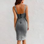 Džínové šaty s kulatým výstřihem – casual chic