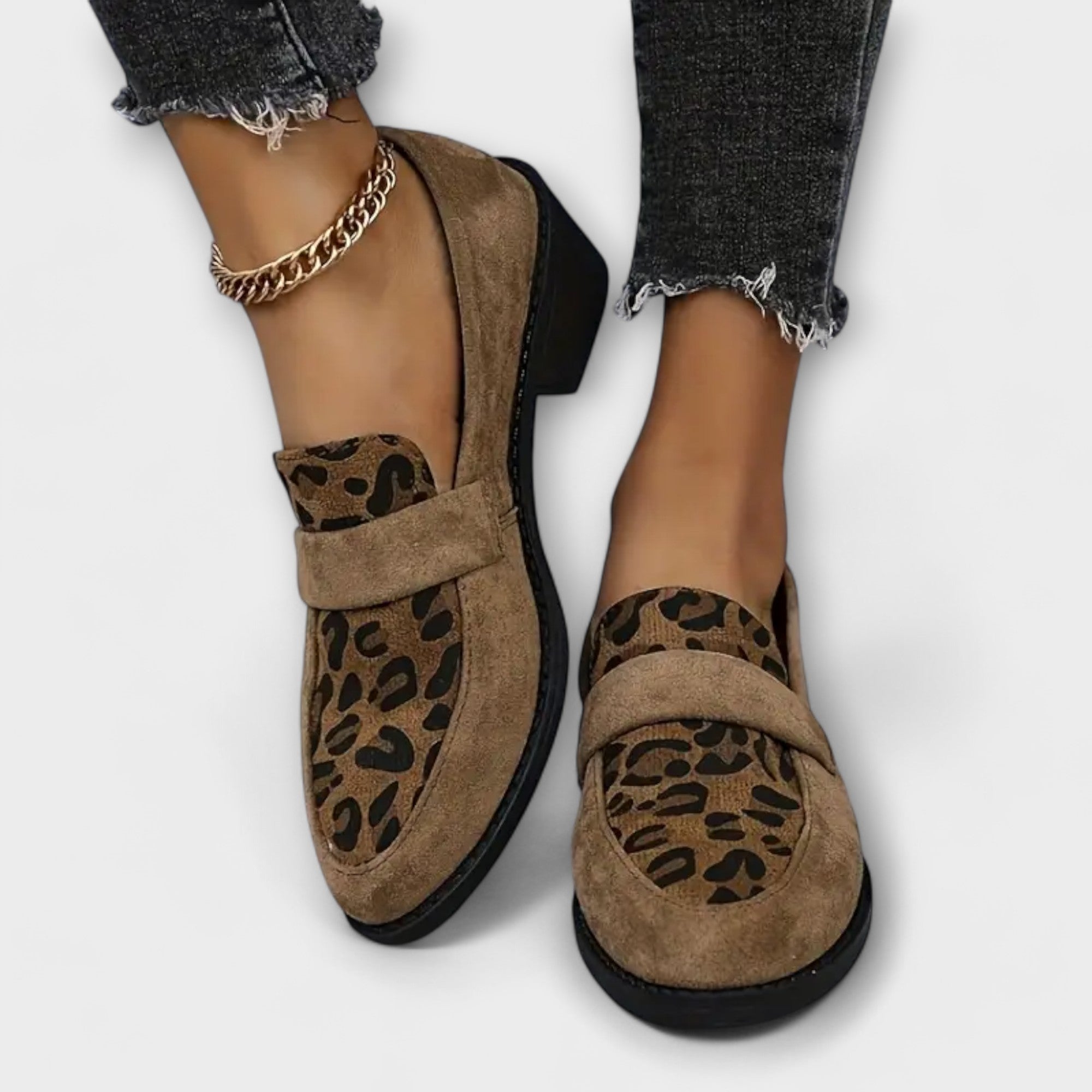 Dámská obuv s leopardím vzorem – elegantní a pohodlná